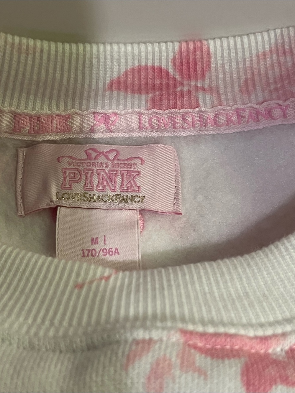 PINK ๐ LOVESHACK FANCY ๐ Collaboration sweatshirt ๐๐๐๐๐๐๐๐๐๐๐๐๐๐๐๐๐ - Picture 3 of 7